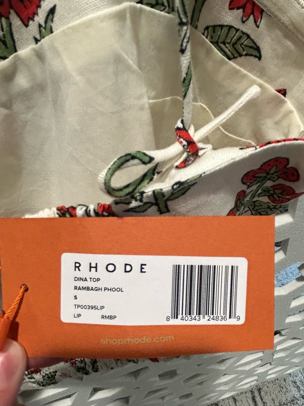 NEW WITH TAGS RHODE Cream Crop Top with Red Floral Print - Picture 3 of 3